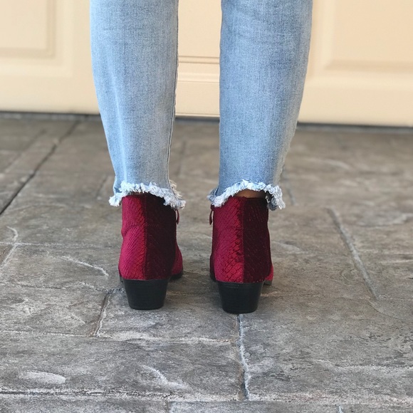 Burgundy Textural Velvet V Top Booties - Picture 4 of 10